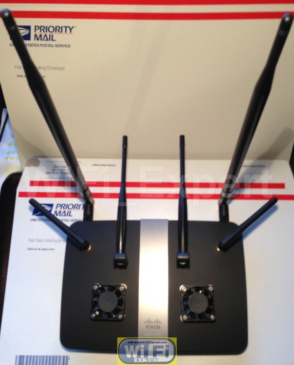 WiFi_Expert EXTREME 2dBi 6dBi 7dBi 9dBi Dual 6 Antennas Mod Kit Linksys E4200 V1