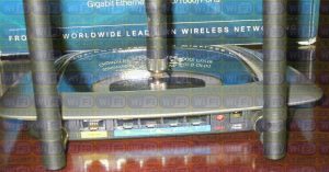 2dBi 6dBi 7dBi 9dBi Dual Band Antenna Mod Kit Linksys E2000 & WRT320N NO SOLDER